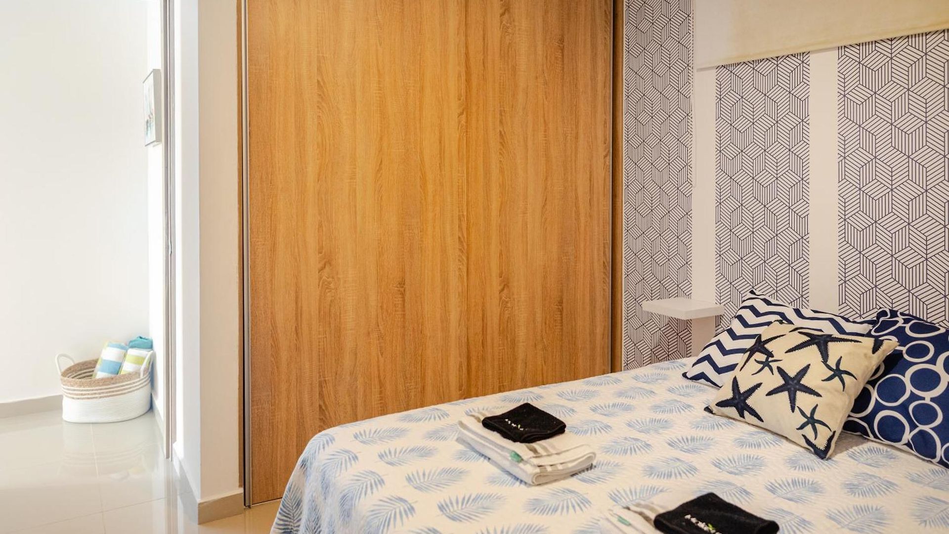 Paraíso Costero De Lujo Con Vista Directa Al Mar Apartamento