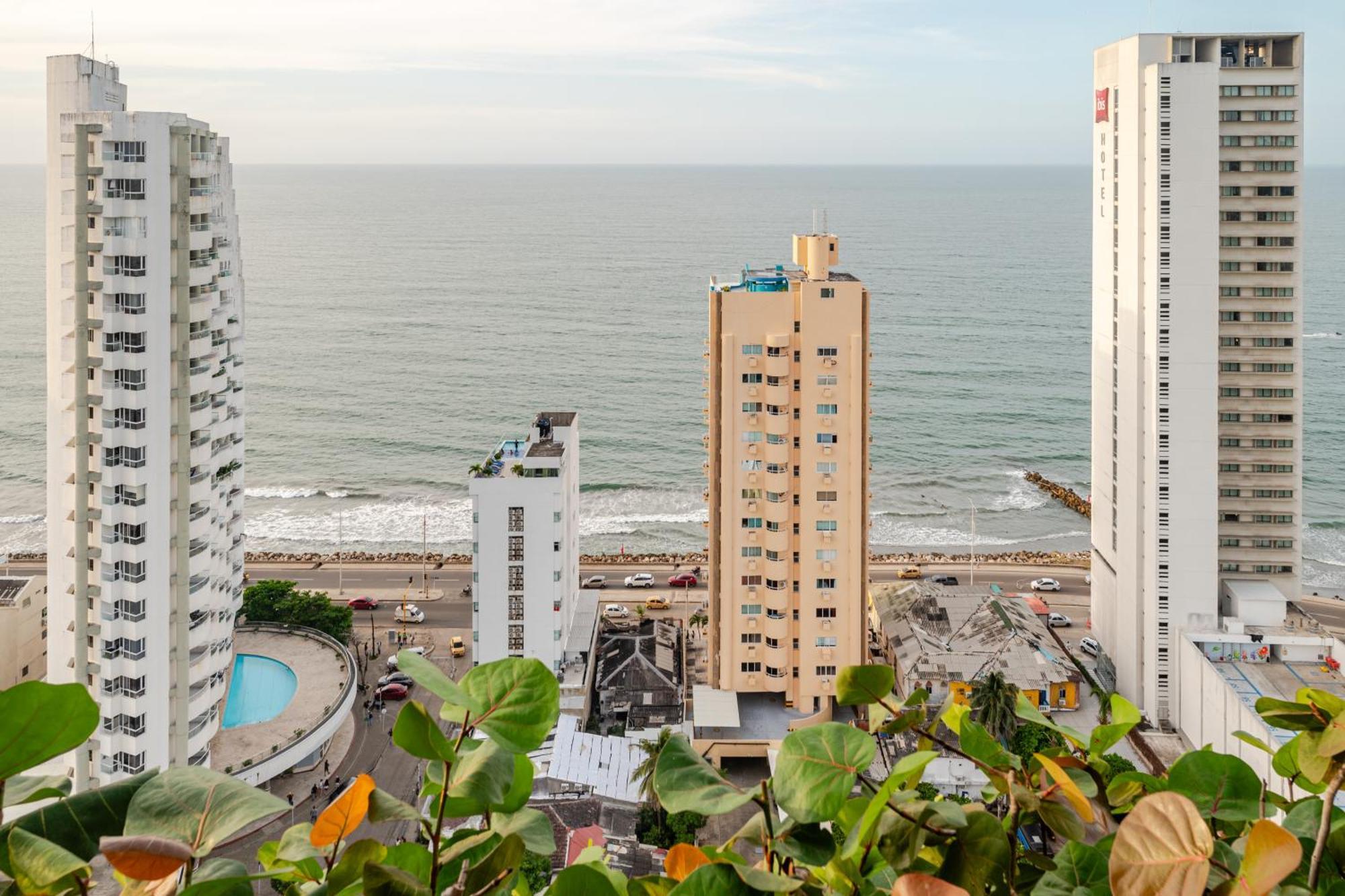 Paraíso Costero De Lujo Con Vista Directa Al Mar Apartamento