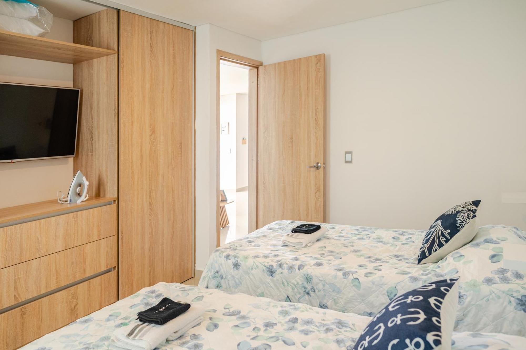 Apartamento Paraíso Costero De Lujo Con Vista Directa Al Mar